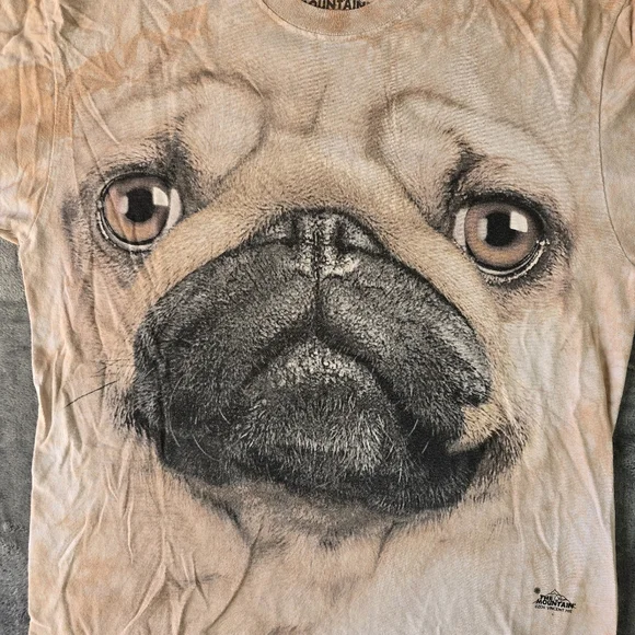 The Mountain Pug Face Dog T Shirt Size Medium Tan 2011 - Picture 2 of 6